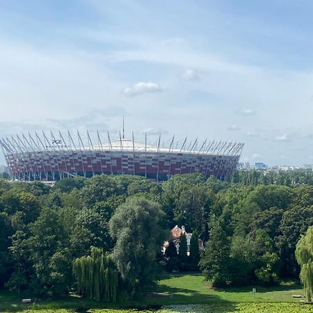 Dedek Park - Historyczny Dworek W Pieknym Parku Skaryszewskim Obok Stadionu Narodowego Варшава Екстер'єр фото